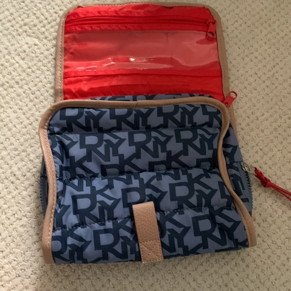 DKNY red and blue bag - Picture 3 of 3